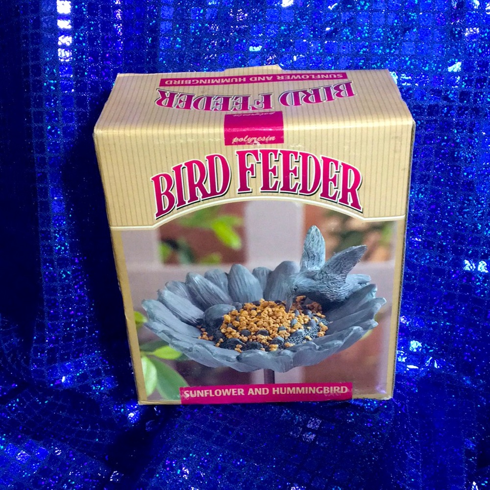 Bird Feeder Yard Decoration